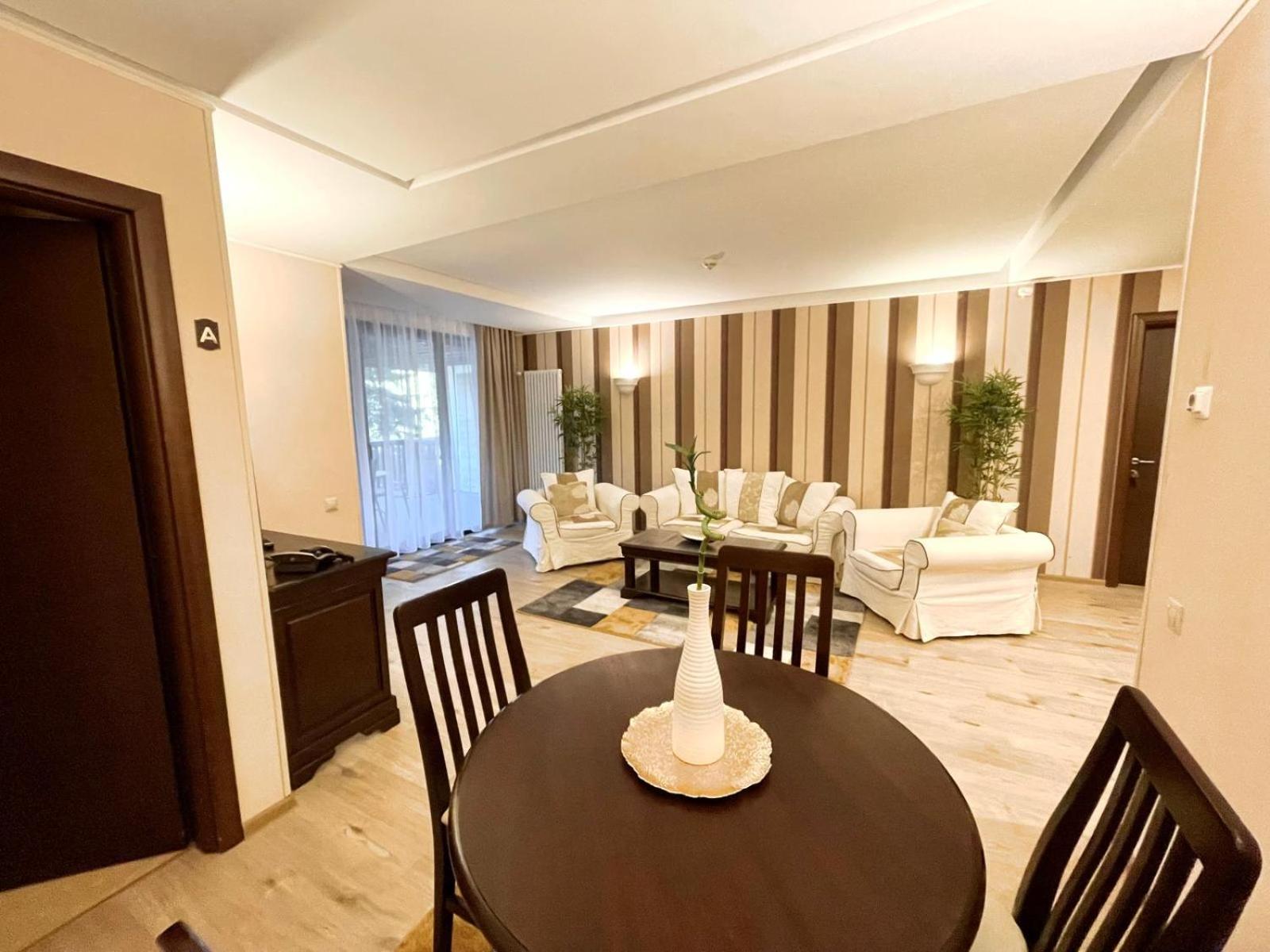 Alpin Aparthotel 2302 Poiana Brasov Eksteriør bilde