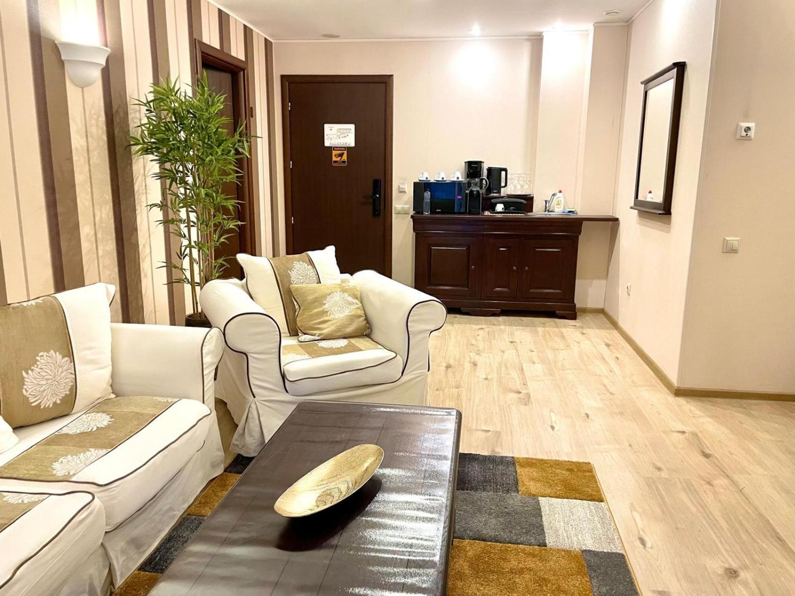 Alpin Aparthotel 2302 Poiana Brasov Eksteriør bilde