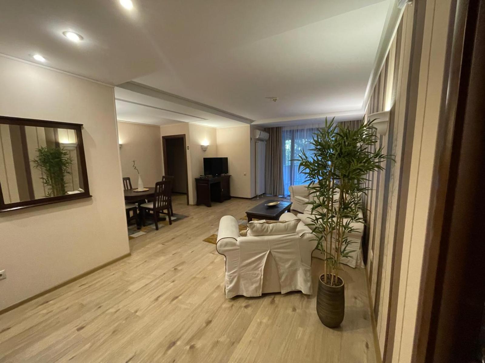 Alpin Aparthotel 2302 Poiana Brasov Eksteriør bilde