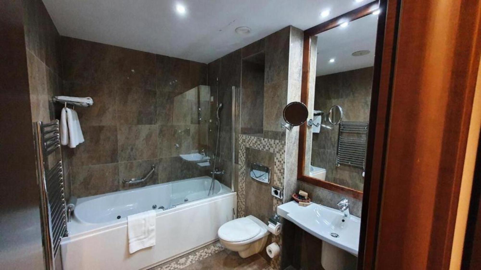 Alpin Aparthotel 2302 Poiana Brasov Eksteriør bilde